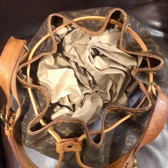 LOUIS VUITTON Full Size Noe Bucket Monogram GM Bag Vintage - Picture 8 of 17